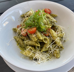 Makaron z pestem bazyliowym