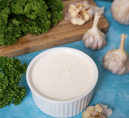 Sos czosnkowy